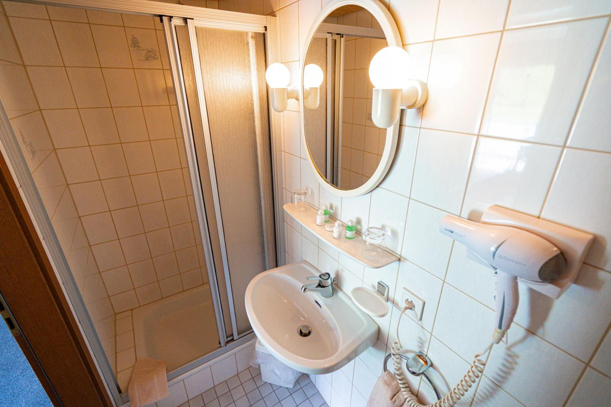 Schwarzwald Hotel Wiedenerhof Ngoại thất bức ảnh
