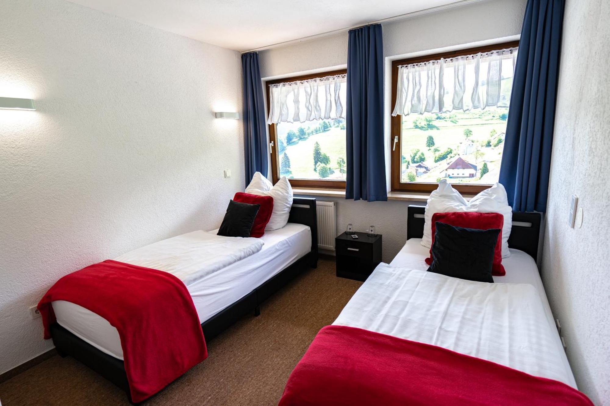 Schwarzwald Hotel Wiedenerhof Ngoại thất bức ảnh