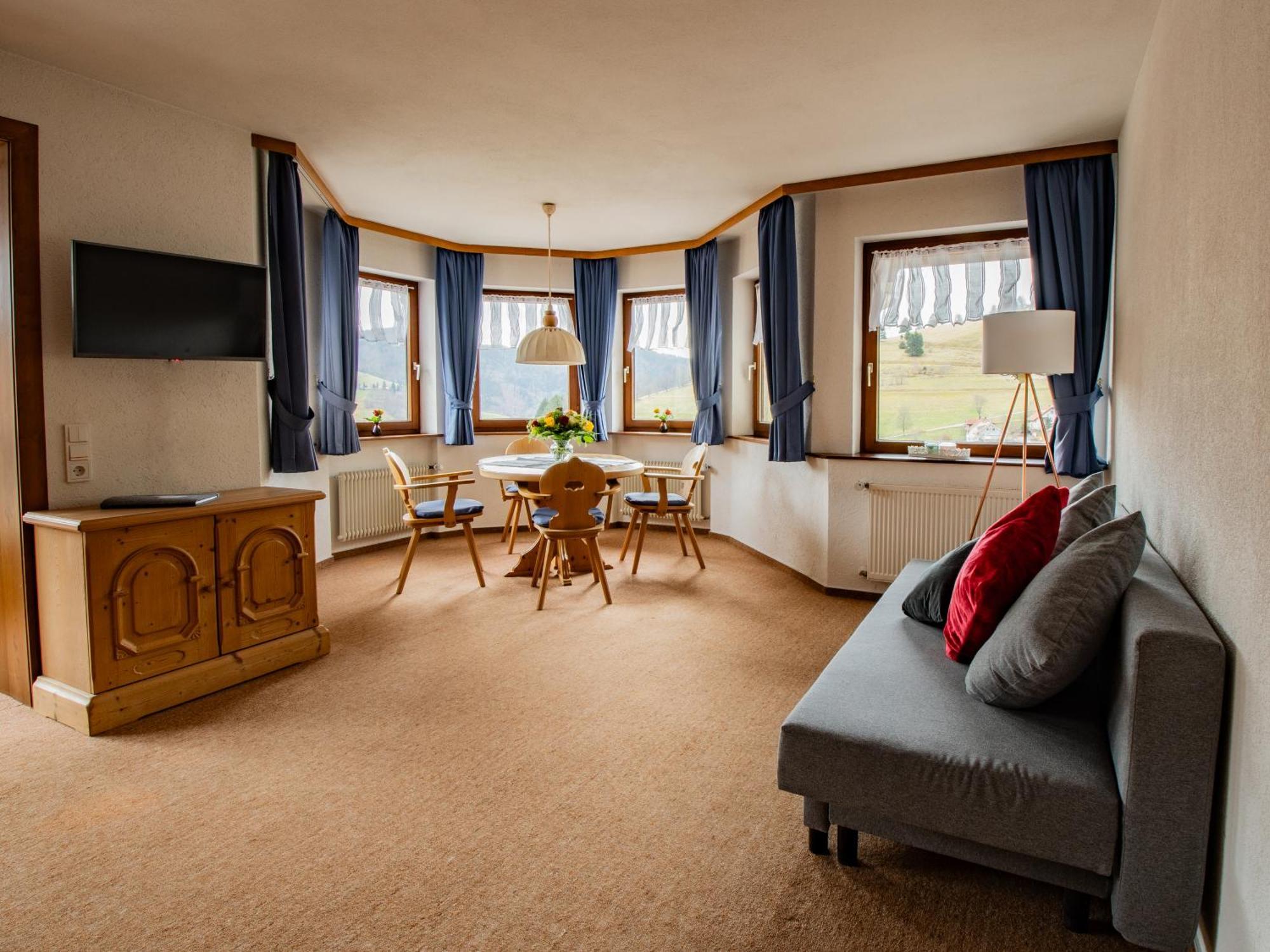 Schwarzwald Hotel Wiedenerhof Ngoại thất bức ảnh